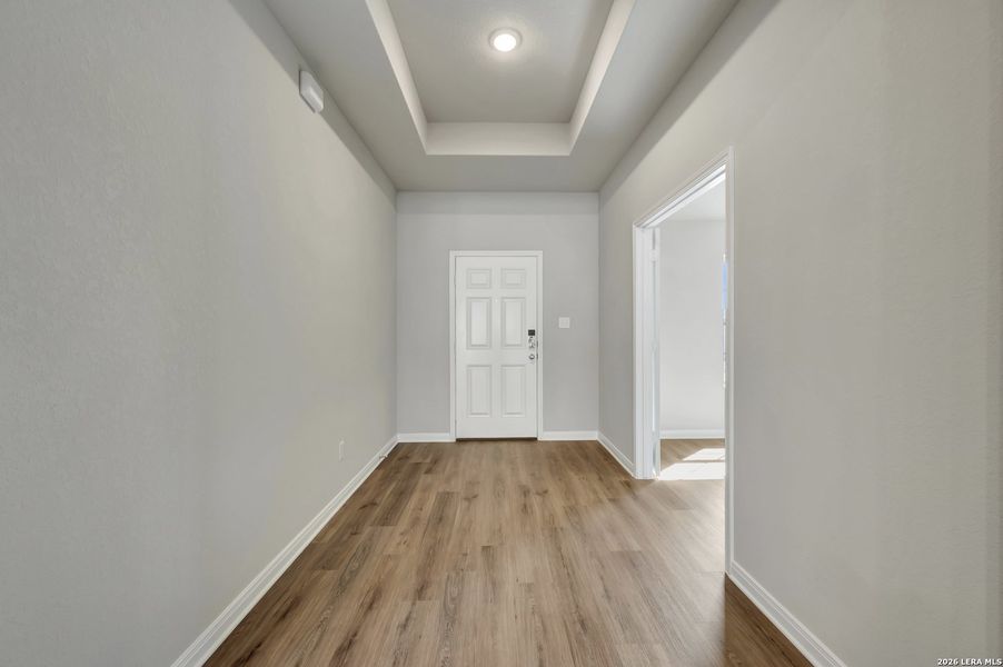 Spacious, unfurnished interior of a new home in Paloma Park, Converse (Image 31).