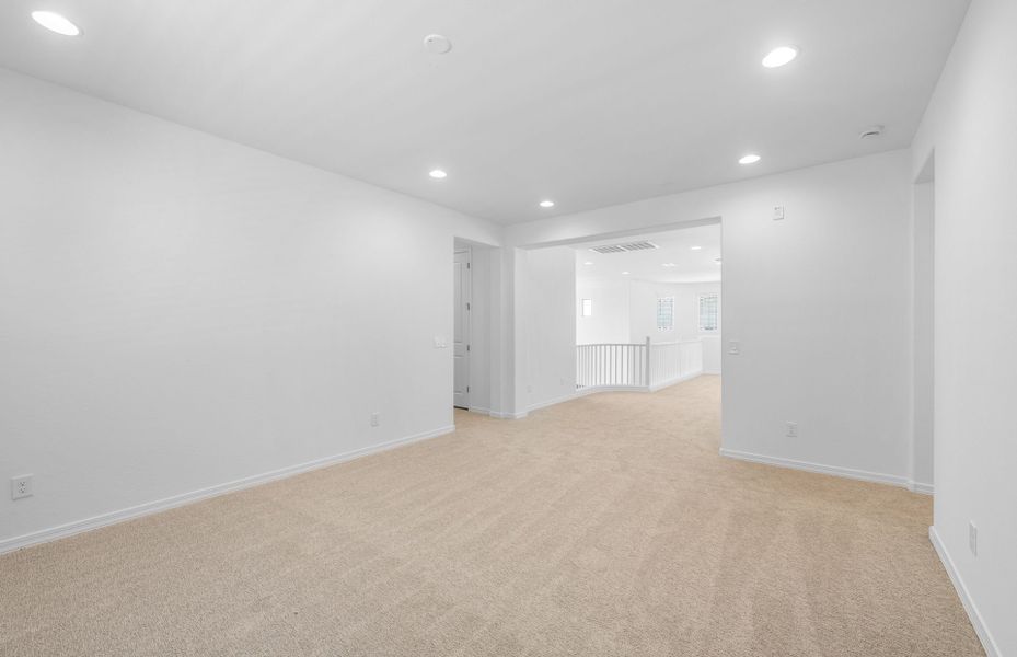 Spacious, unfurnished interior of a new home in Harvest - Enchantment Series, Queen Creek (Image 33). Spacious, unfurnished interior of a new home in Harvest - Enchantment Series, Queen Creek (Image 33).