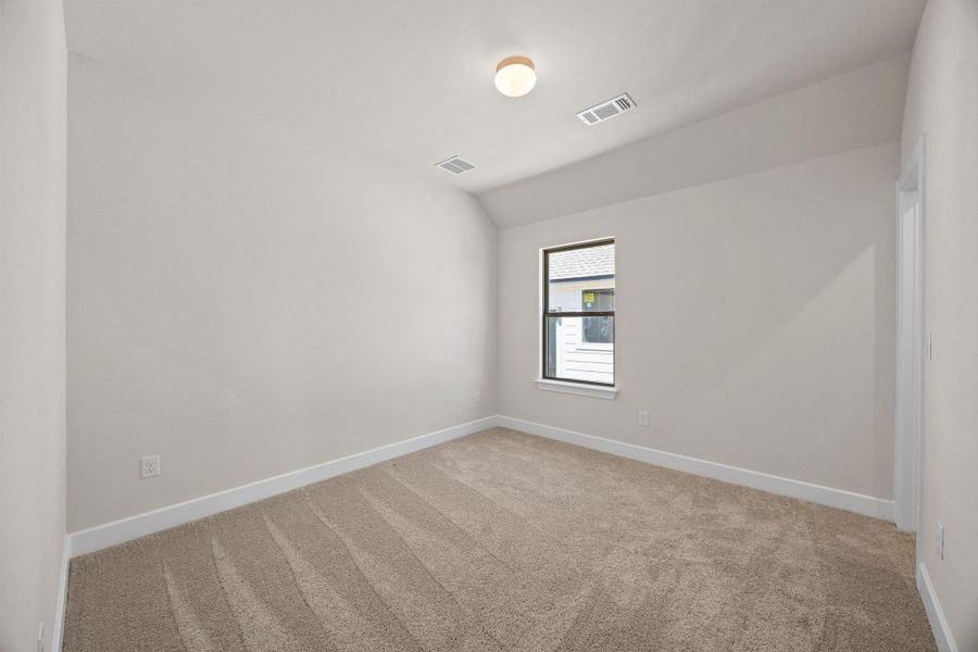 Spacious, unfurnished interior of a new home in Parmer Ranch - 40', Georgetown (Image 17).