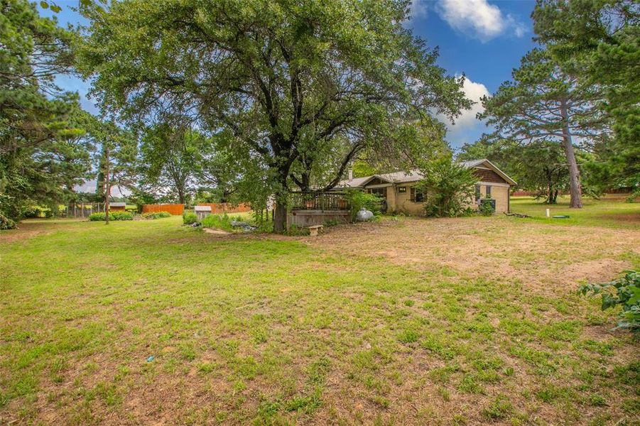 Natural landscape and outdoor views near in Cleburne (Image 24). Natural landscape and outdoor views near in Cleburne (Image 24).