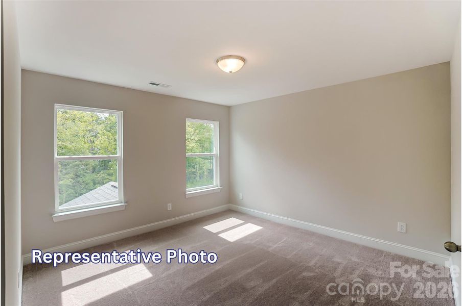 Spacious, unfurnished interior of a new home in Caldwell Forest, Charlotte (Image 19).