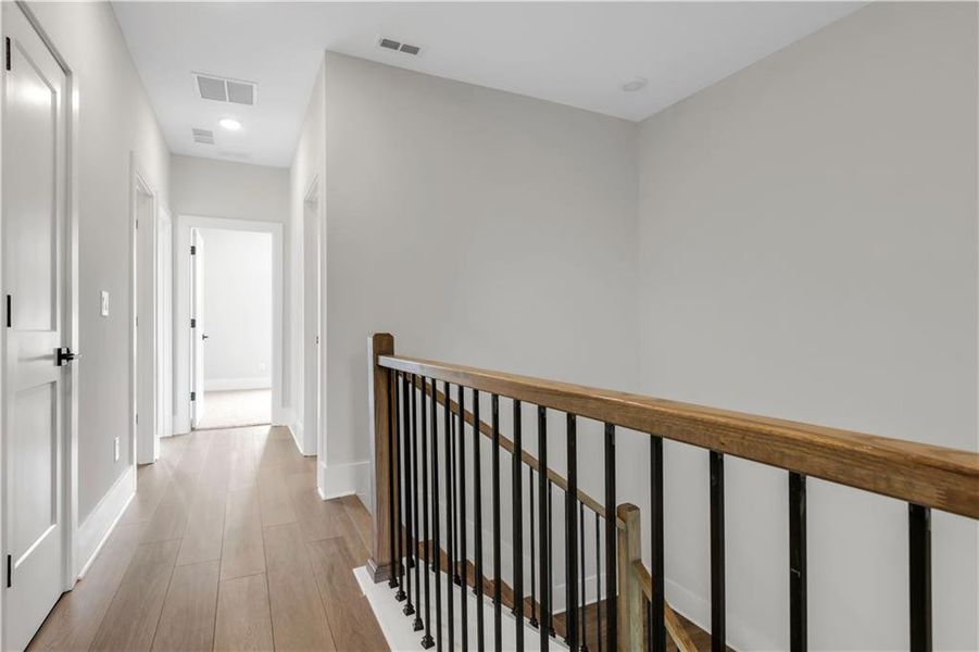 Spacious, unfurnished interior of a new home in Echo Park, Suwanee (Image 28).
