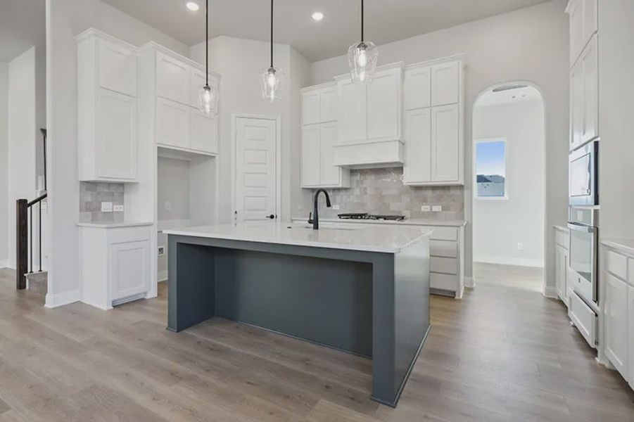 Representative furnished interior of a home built from the Peyton by Cambridge Homes in Lake Park, Rowlett (Image 9).