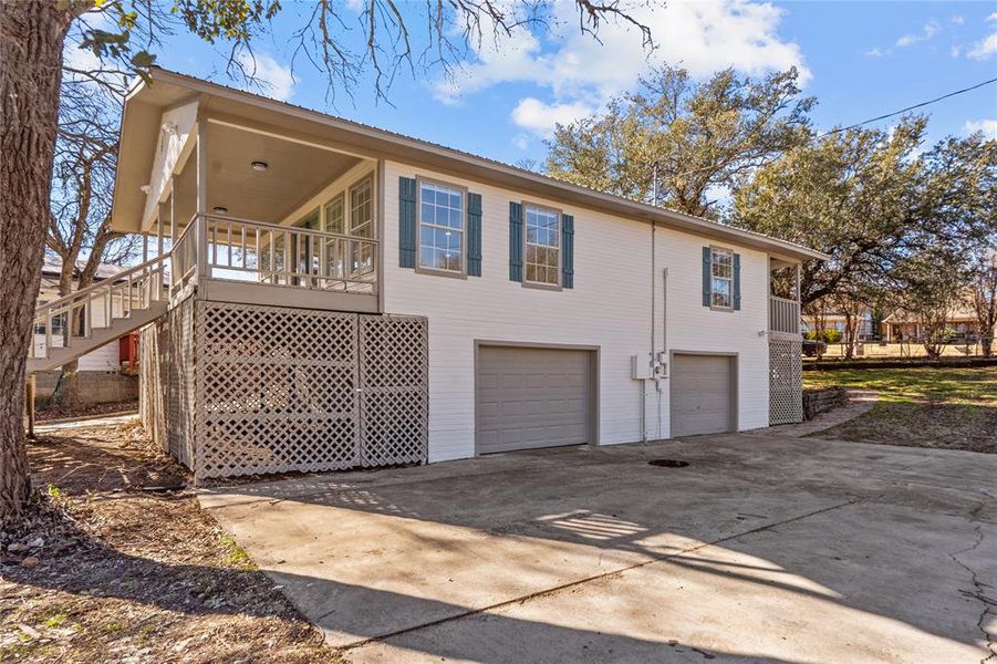 Exterior details and patio area of a home in , Weatherford (Image 16). Exterior details and patio area of a home in , Weatherford (Image 16).