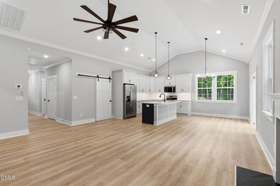 29-web-or-mls-DSC01687 29-web-or-mls-DSC01687