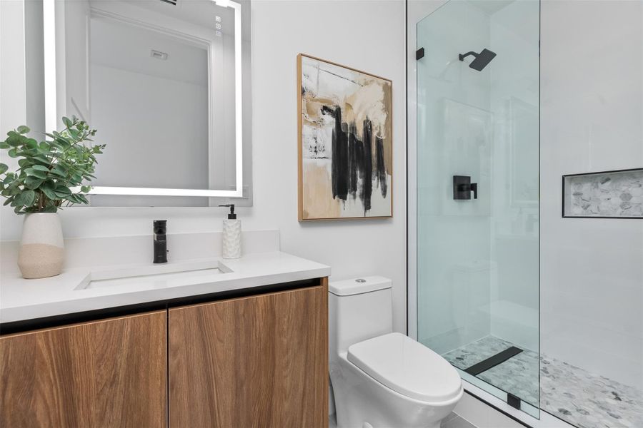 Furnished interior view inside a new home in , Fort Lauderdale (Image 25).