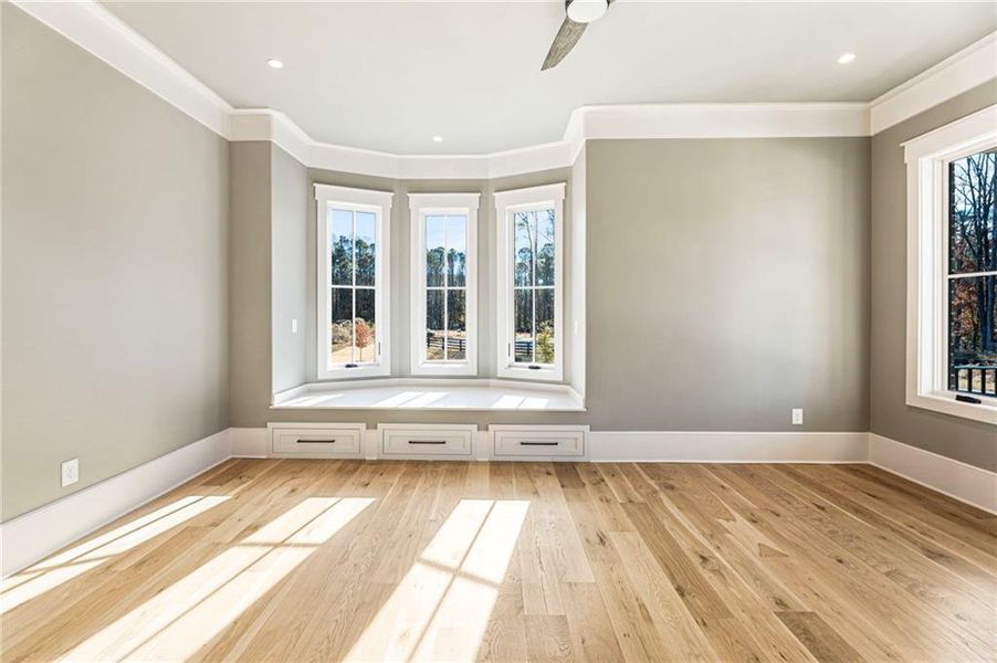 Spacious, unfurnished interior of a new home in , Alpharetta (Image 103).