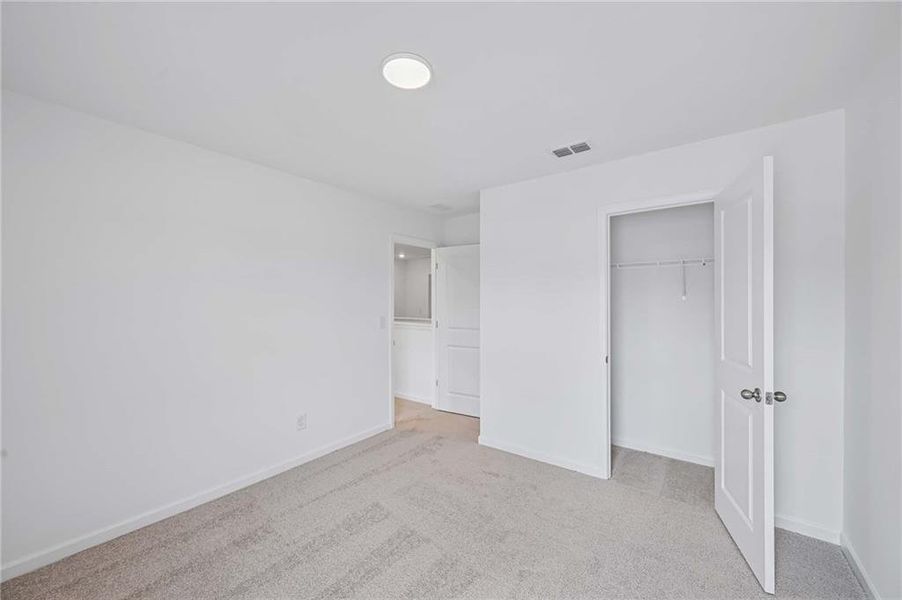 Spacious, unfurnished interior of a new home in Leydenview, Mableton (Image 25). Spacious, unfurnished interior of a new home in Leydenview, Mableton (Image 25).