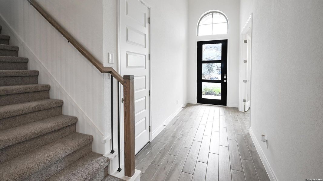 Spacious, unfurnished interior of a new home in Legacy at Lake Dunlap, New Braunfels (Image 17). Spacious, unfurnished interior of a new home in Legacy at Lake Dunlap, New Braunfels (Image 17).