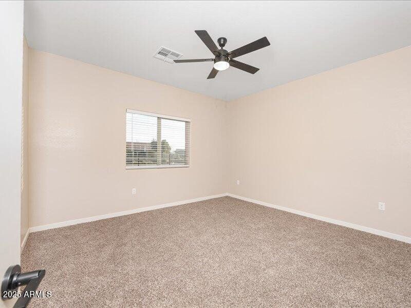 21-10879-Reef-Circle-21