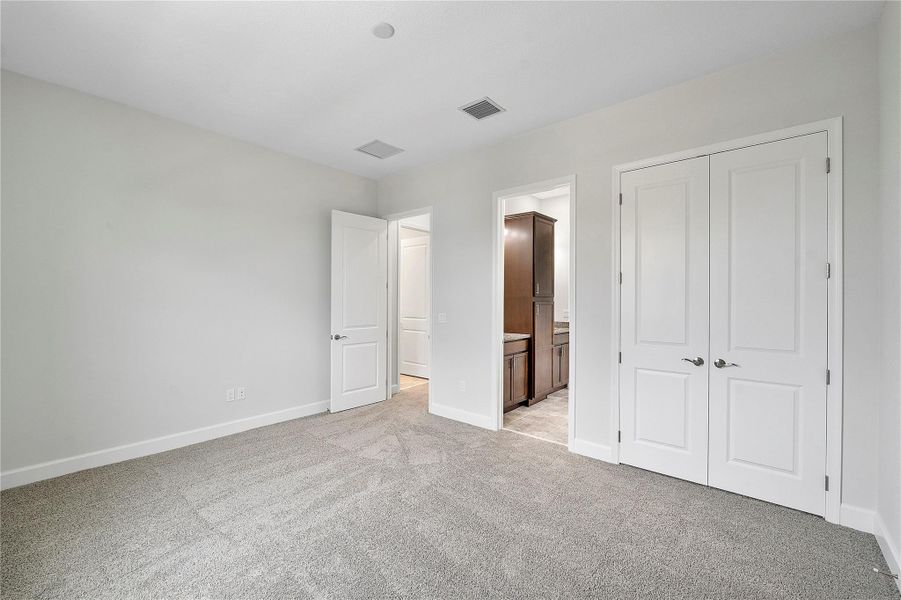 Spacious, unfurnished interior of a new home in , Loxahatchee (Image 42).