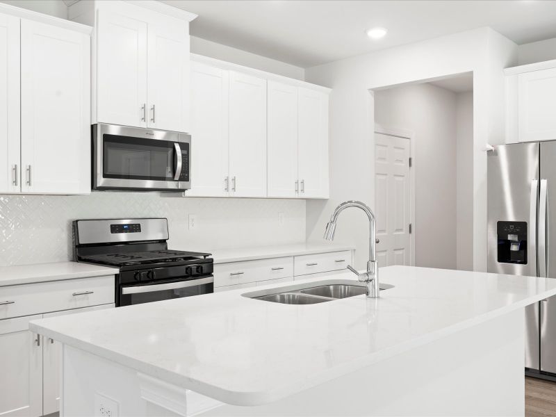 Welcome to the Brentwood floorplan at Holland Park.