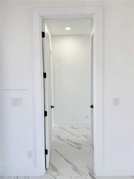 Image 22 of a home in .