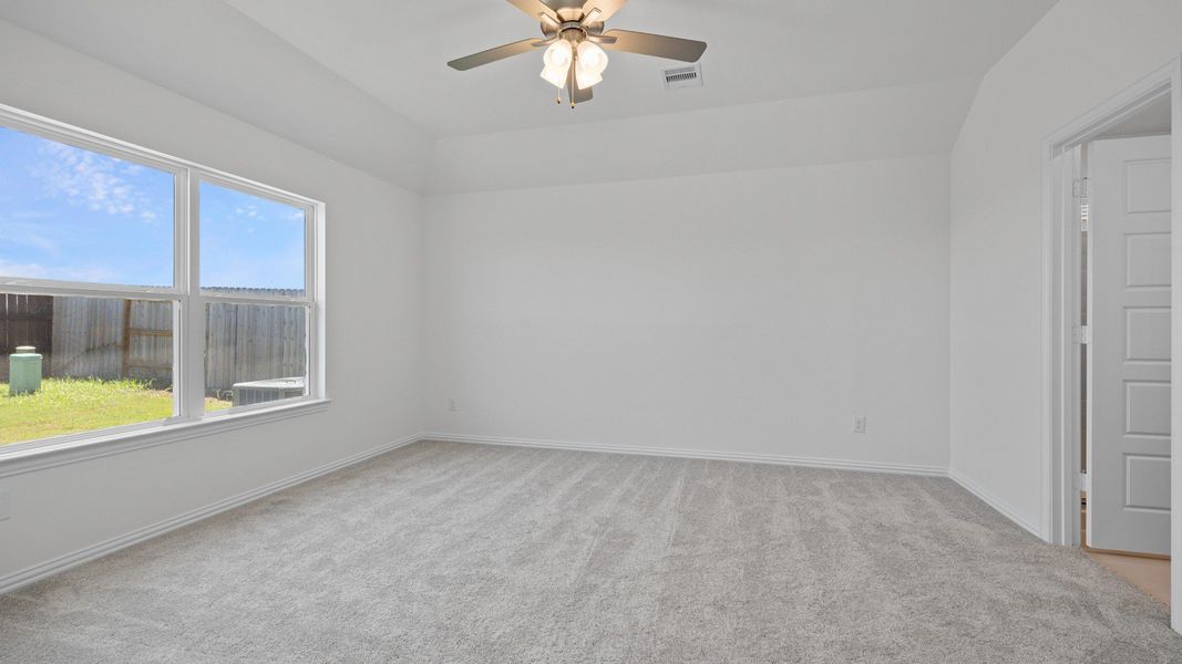 Furnished interior view inside a new home in Oakwood Estates, Waller (Image 31).