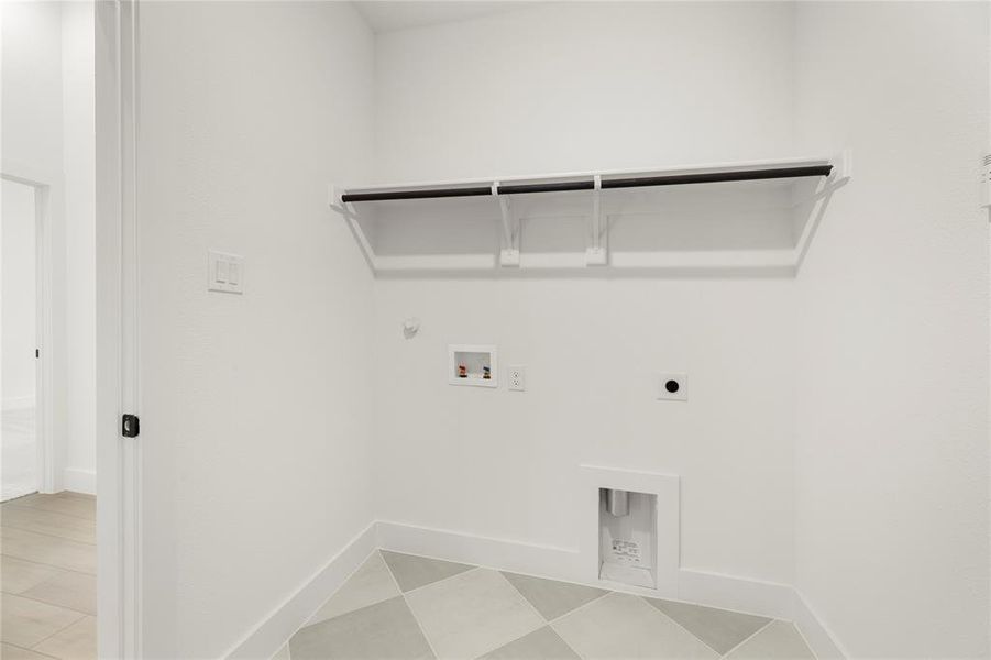 06. 2409 Belmont - Utility