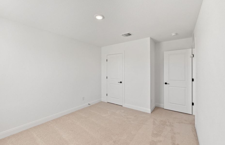 Spacious, unfurnished interior of a new home in Lagos, Manor (Image 12). Spacious, unfurnished interior of a new home in Lagos, Manor (Image 12).