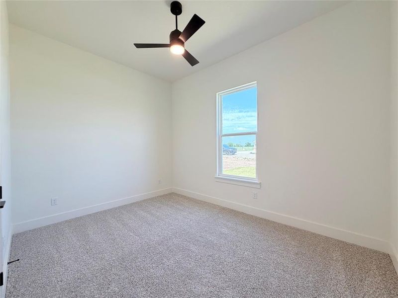 Spacious, unfurnished interior of a new home in , Weatherford (Image 23).