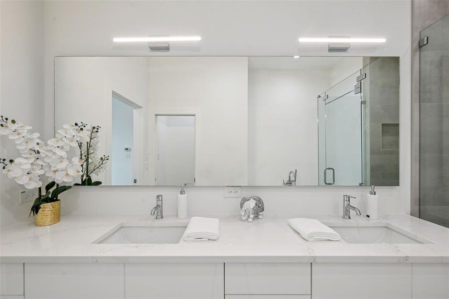 Close-up of interior finishes inside a home in , Dallas (Image 19).