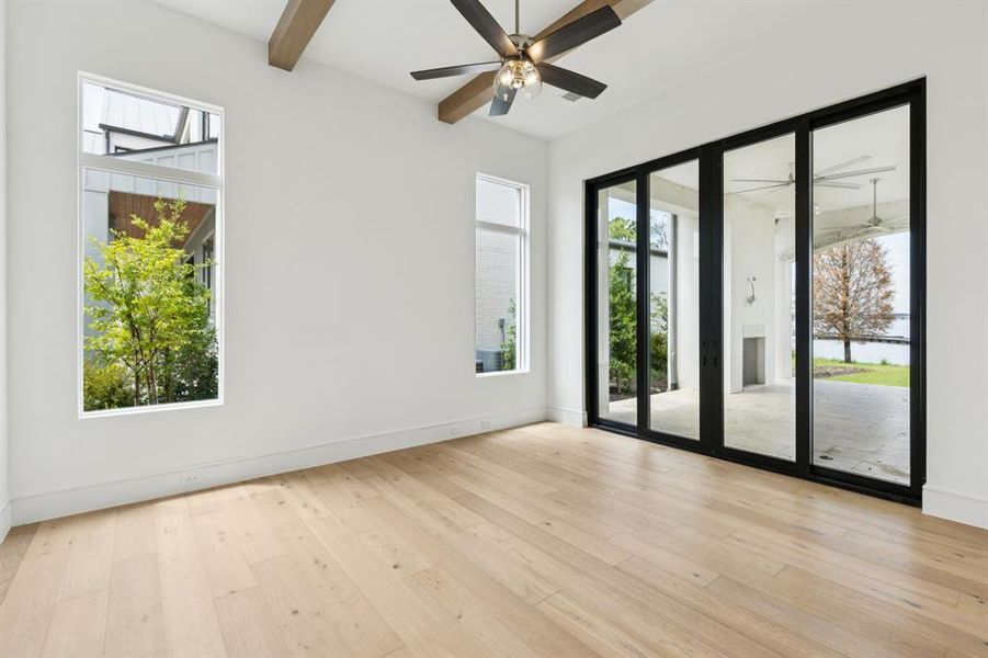 Spacious, unfurnished interior of a new home in , Malakoff (Image 23). Spacious, unfurnished interior of a new home in , Malakoff (Image 23).