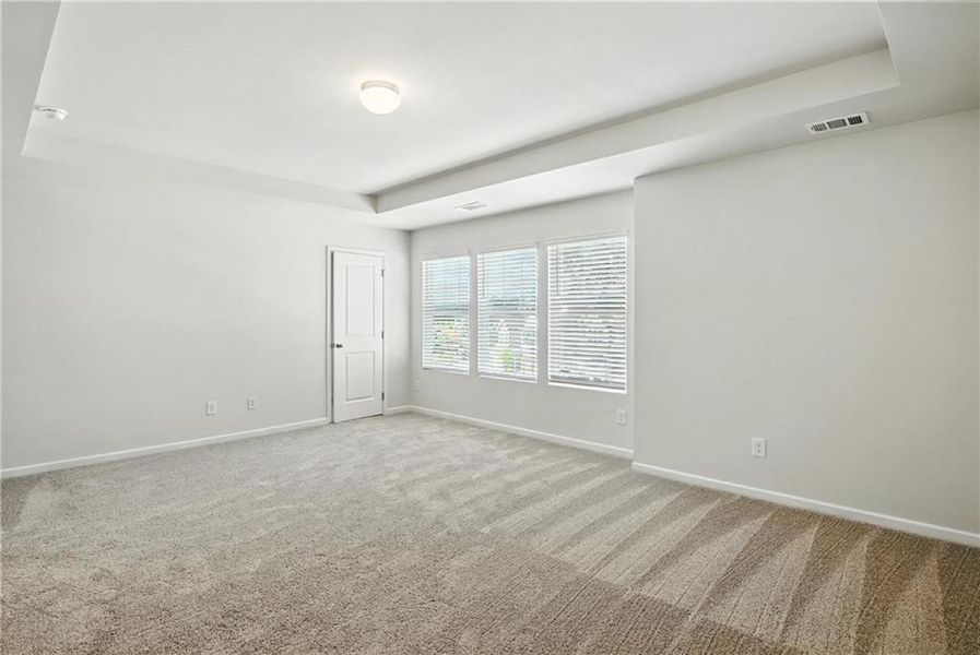 Spacious, unfurnished interior of a new home in Castleberry Pointe, Dawsonville (Image 21).