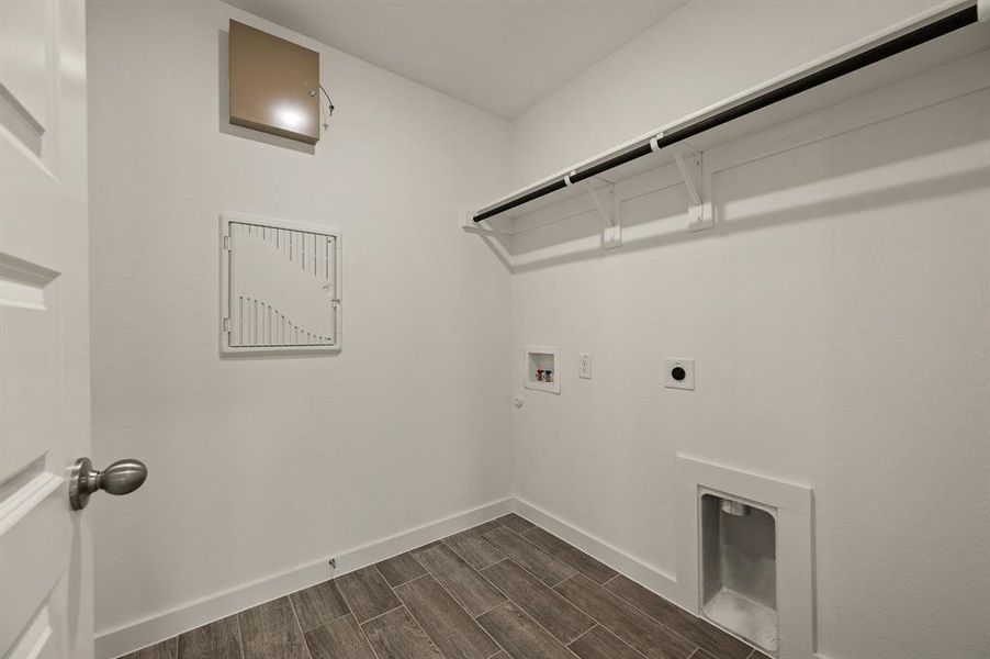 Spacious, unfurnished interior of a new home in Runaway Bay, Runaway Bay (Image 12). Spacious, unfurnished interior of a new home in Runaway Bay, Runaway Bay (Image 12).