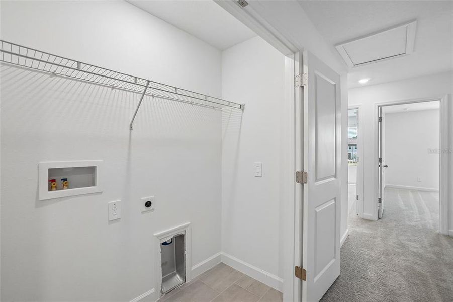 Spacious, unfurnished interior of a new home in , Tampa (Image 15).
