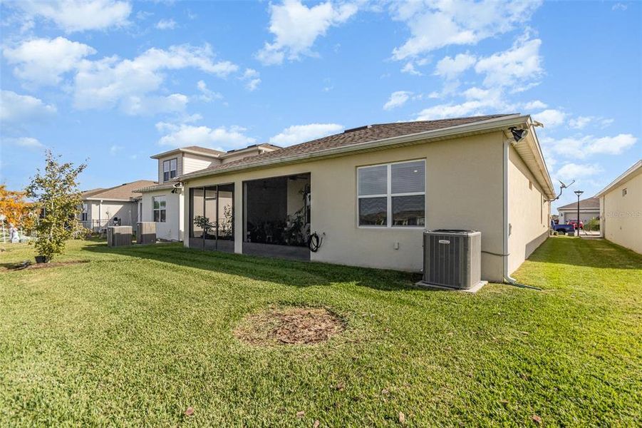 Exterior details and patio area of a home in Tohoqua Reserve, Kissimmee (Image 20).