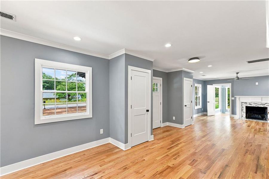 Spacious, unfurnished interior of a new home in , Atlanta (Image 54). Spacious, unfurnished interior of a new home in , Atlanta (Image 54).