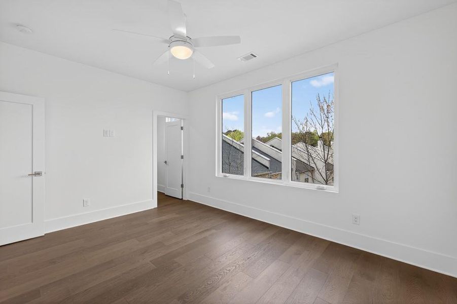 Spacious, unfurnished interior of a new home in , Decatur (Image 33).