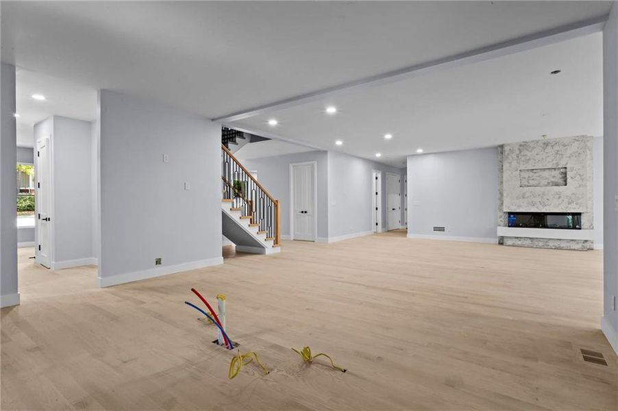 Spacious, unfurnished interior of a new home in , Marietta (Image 58).