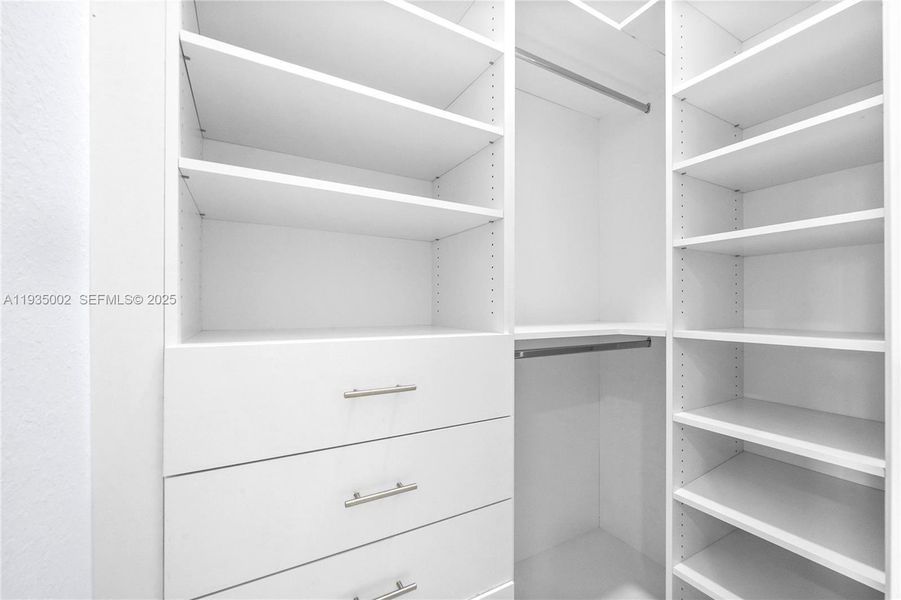 Close-up of interior finishes inside a home in , Naples (Image 20). Close-up of interior finishes inside a home in , Naples (Image 20).