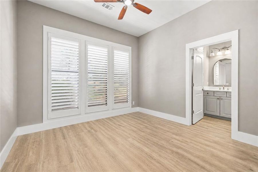 Spacious, unfurnished interior of a new home in , Jefferson (Image 23).