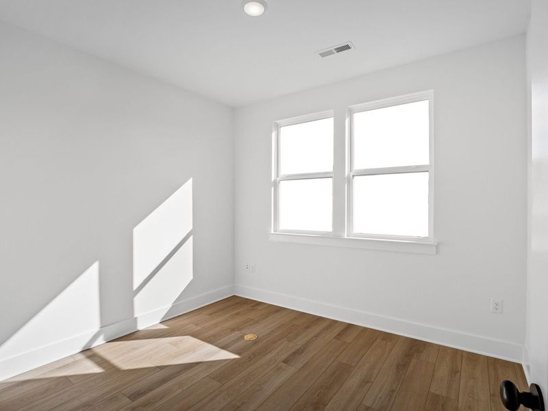 Spacious, unfurnished interior of a new home in Woods Crossing, Gallatin (Image 30).