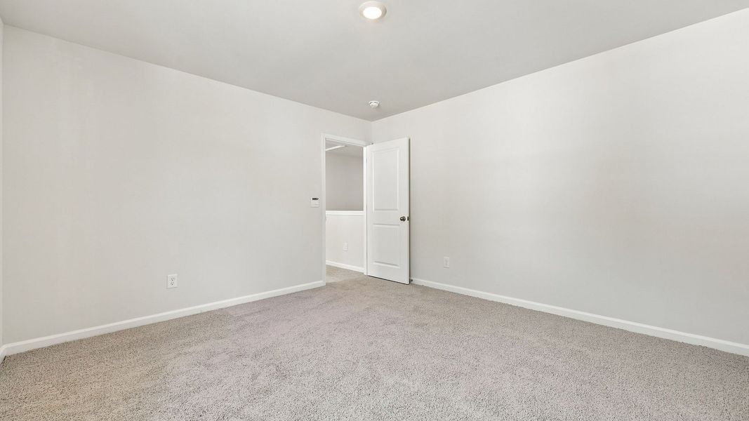 Spacious, unfurnished interior of a new home in Carter Ridge, Greenville (Image 35).