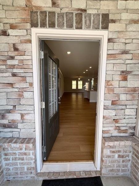 Exterior details and patio area of a home in Cooper's Walk, Loganville (Image 17).