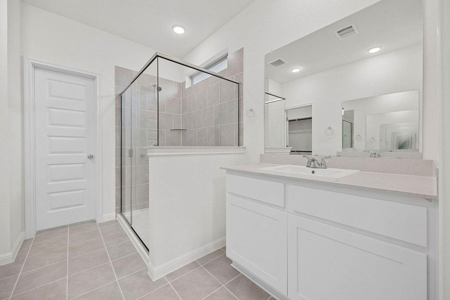 Furnished interior view inside a new home in Trinity Ranch, Elgin (Image 12).