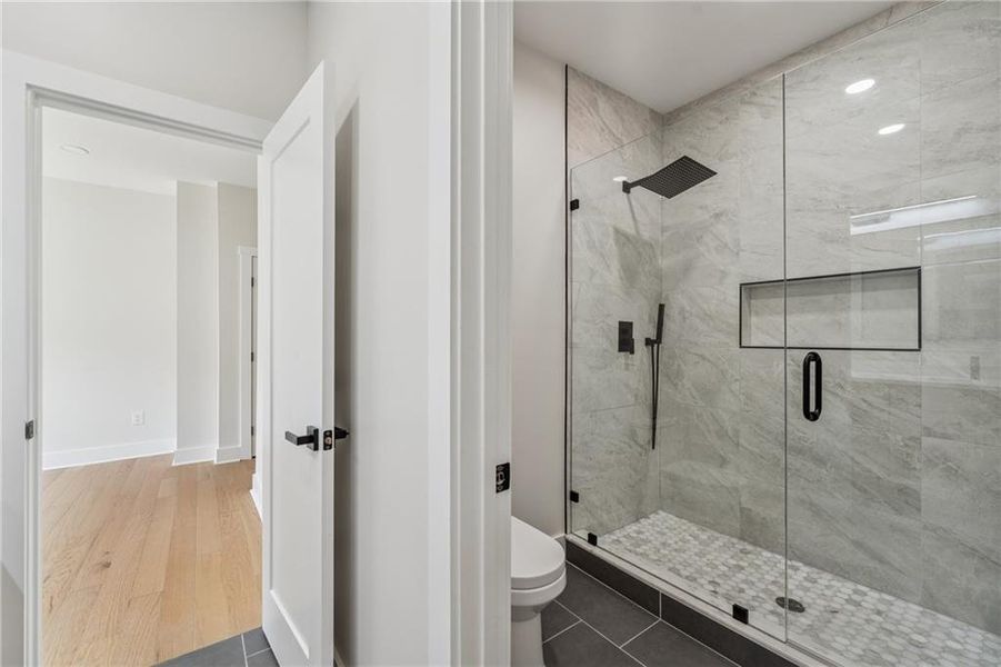 Image 37 of a home in .