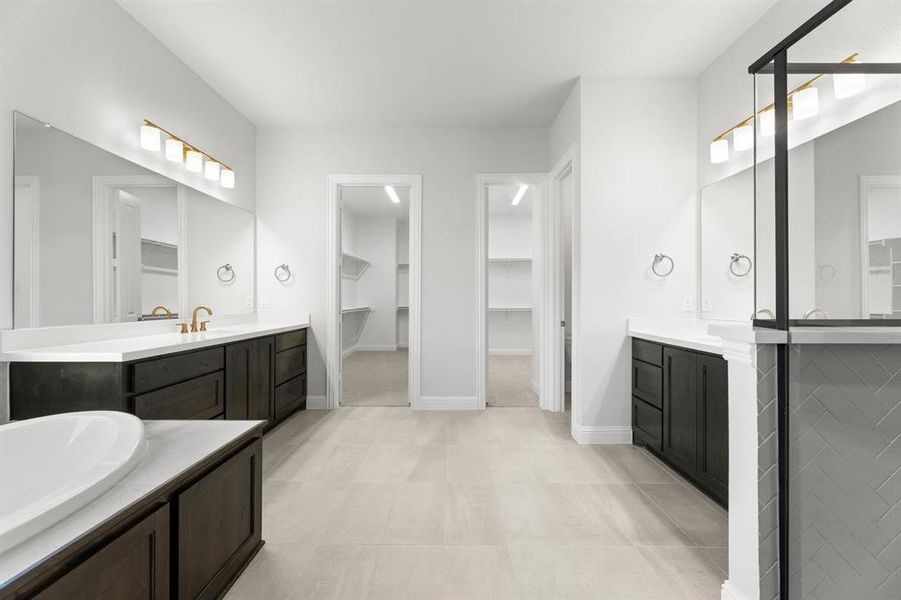 4805 Nomad-Primary Suite-3