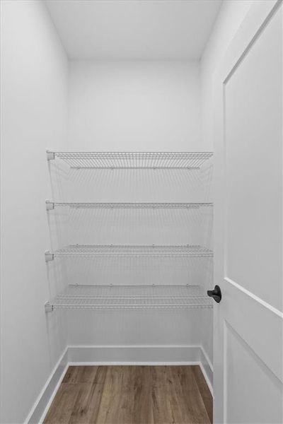 Spacious, unfurnished interior of a new home in , Waleska (Image 29).