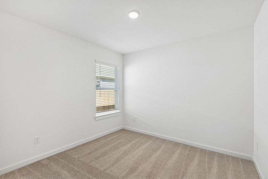 Spacious, unfurnished interior of a new home in Ambrose, La Marque (Image 22).