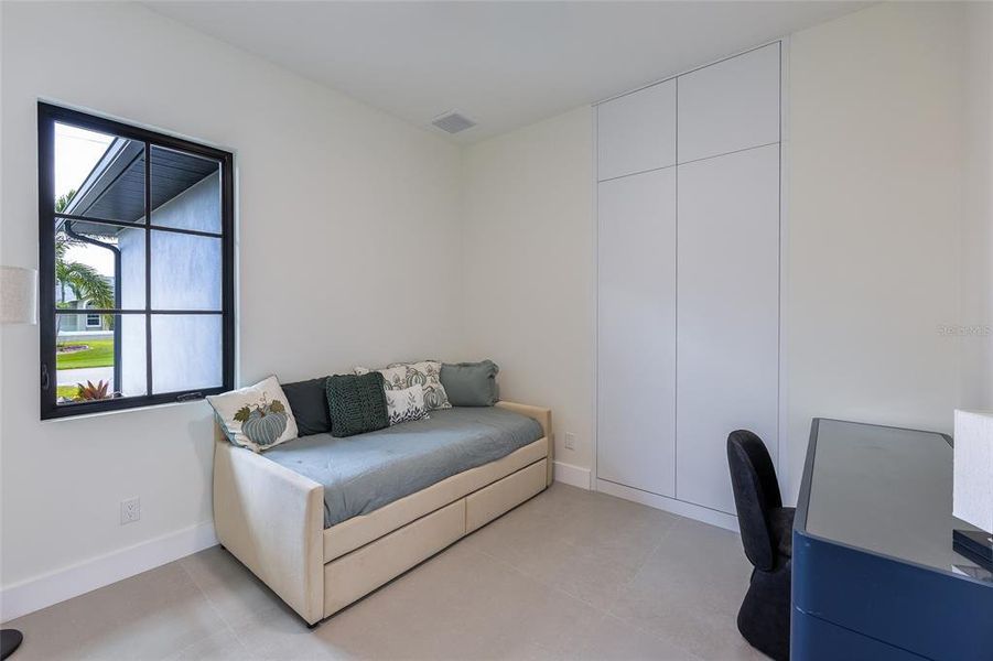 Furnished interior view inside a new home in , Cape Coral (Image 18).