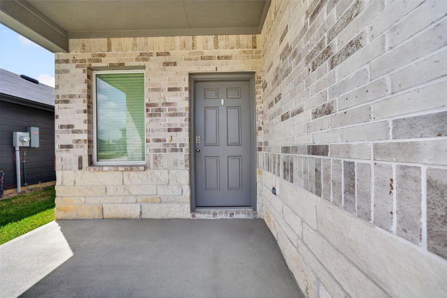 Exterior details and patio area of a home in , Houston (Image 4).