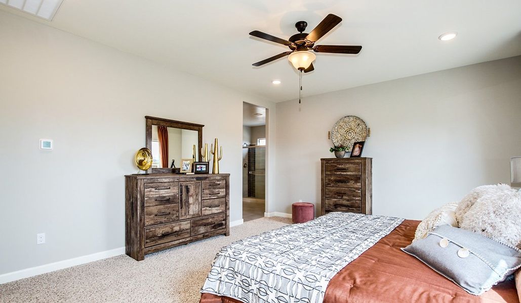 Furnished interior view inside a new home in Sycamore Vista, Vail (Image 24).