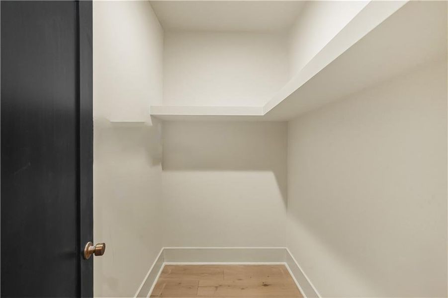 Spacious, unfurnished interior of a new home in , Atlanta (Image 24).