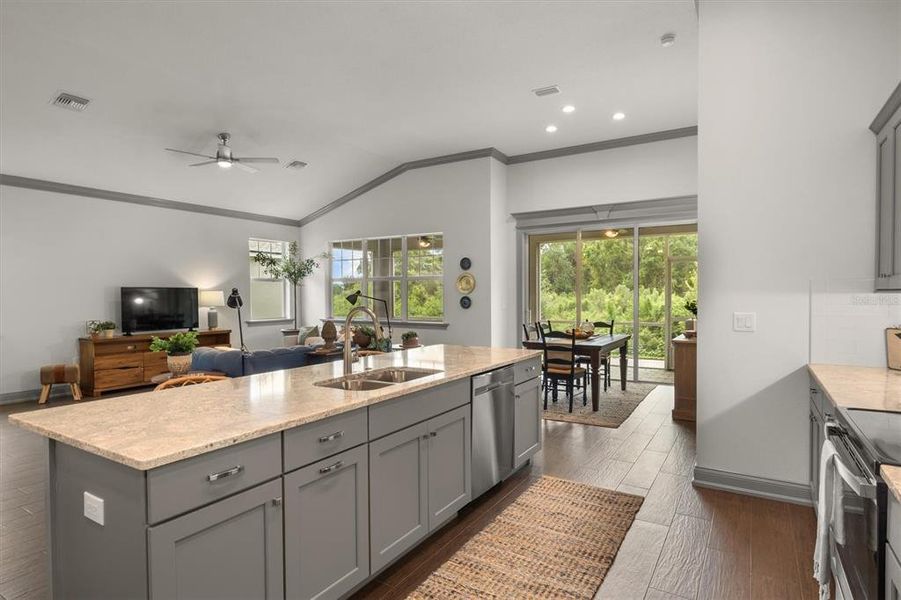 Furnished interior view inside a new home in , Lakeland (Image 46).