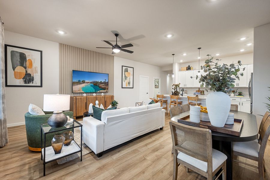 The Poppy - Family Room