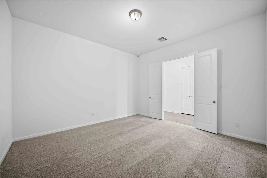 Spacious, unfurnished interior of a new home in Canterra Creek 60', Rosharon (Image 28). Spacious, unfurnished interior of a new home in Canterra Creek 60', Rosharon (Image 28).