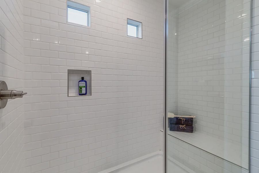 Representative interior finishes for a home built from the Diamond by Elliott Homes in Forté at Granite Vista, Waddell (Image 21).