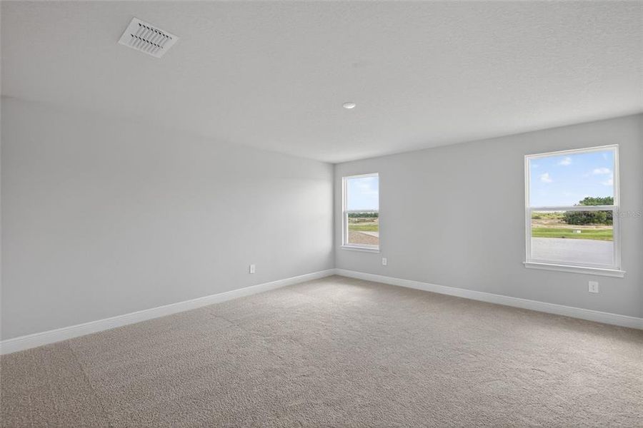 Spacious, unfurnished interior of a new home in Crosswind Ranch, Parrish (Image 11).