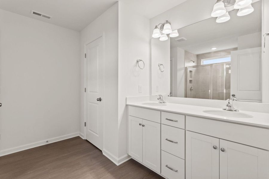 Furnished interior view inside a new home in Bellevue, Greenville (Image 13).